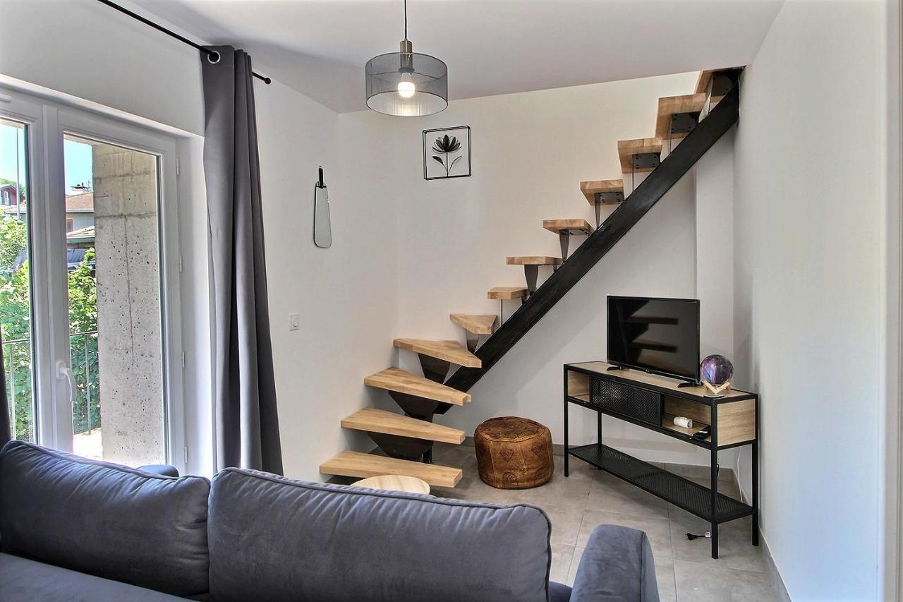 Apt Type 3 En Duplex Sur Evian Les Bains Vue Lac Luaran gambar